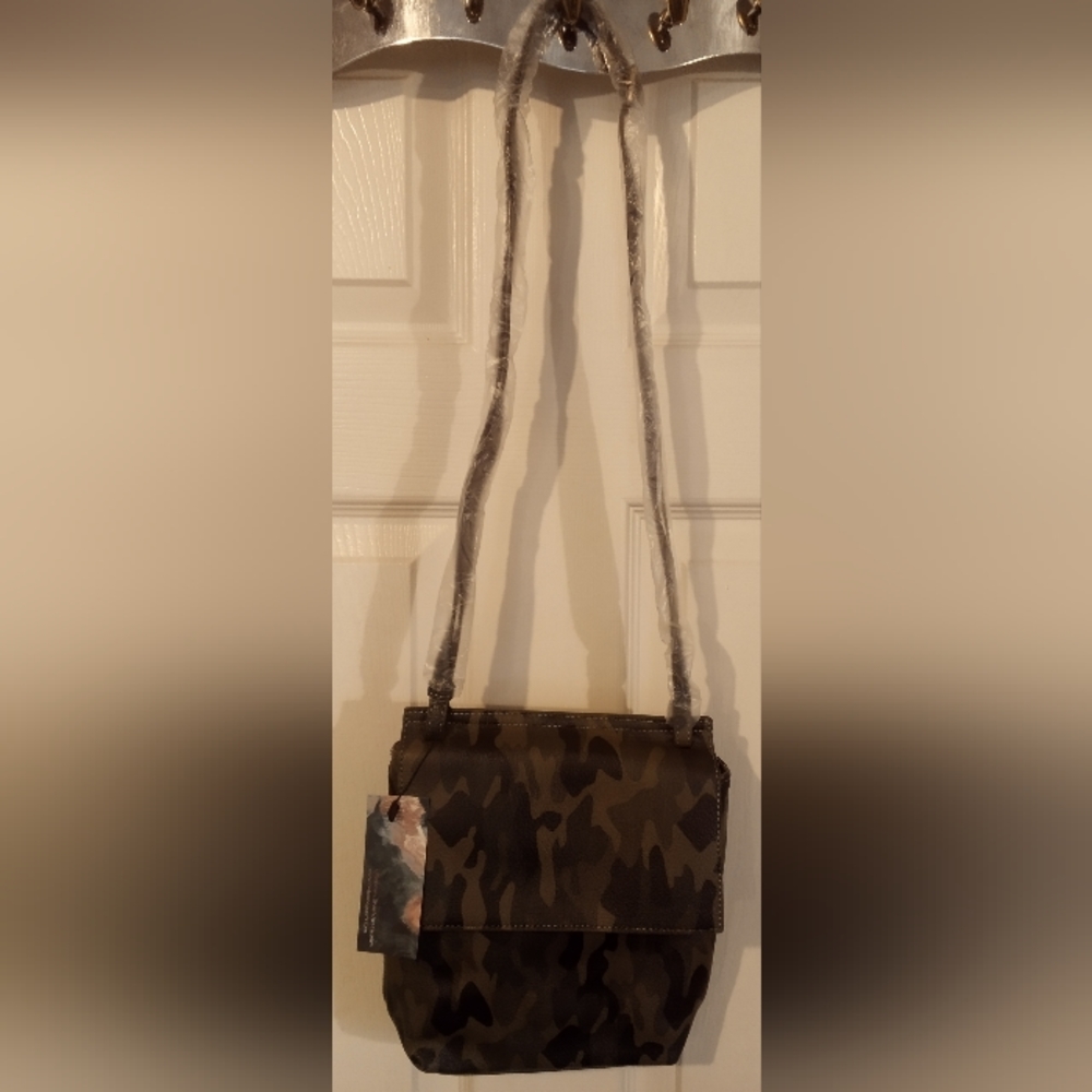 Charleston Bags Camo Purse NWT Crossbody